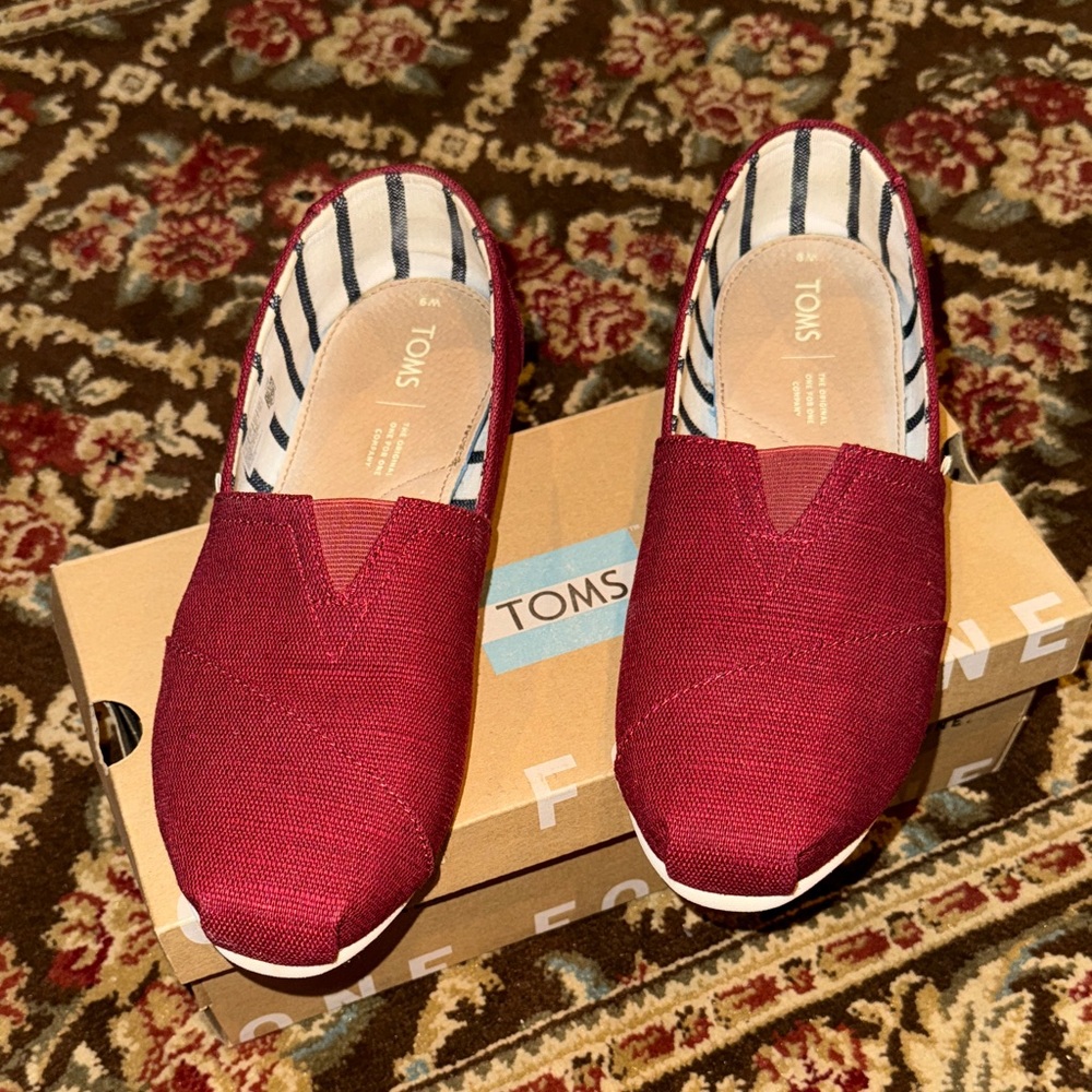 TOMS Burgundy Canvas Slip-Ons - Picture 2 of 9